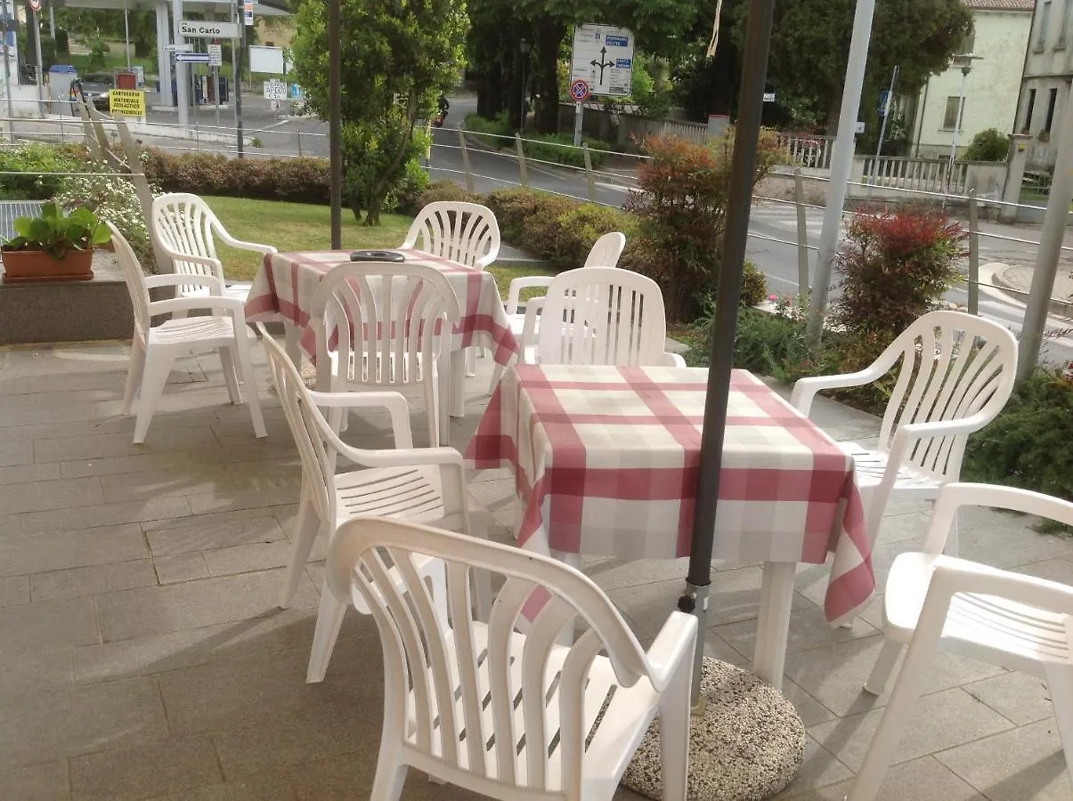 Meublé CA' RODI 3 Leoni Hotel Crespano del Grappa 0*,  Italia