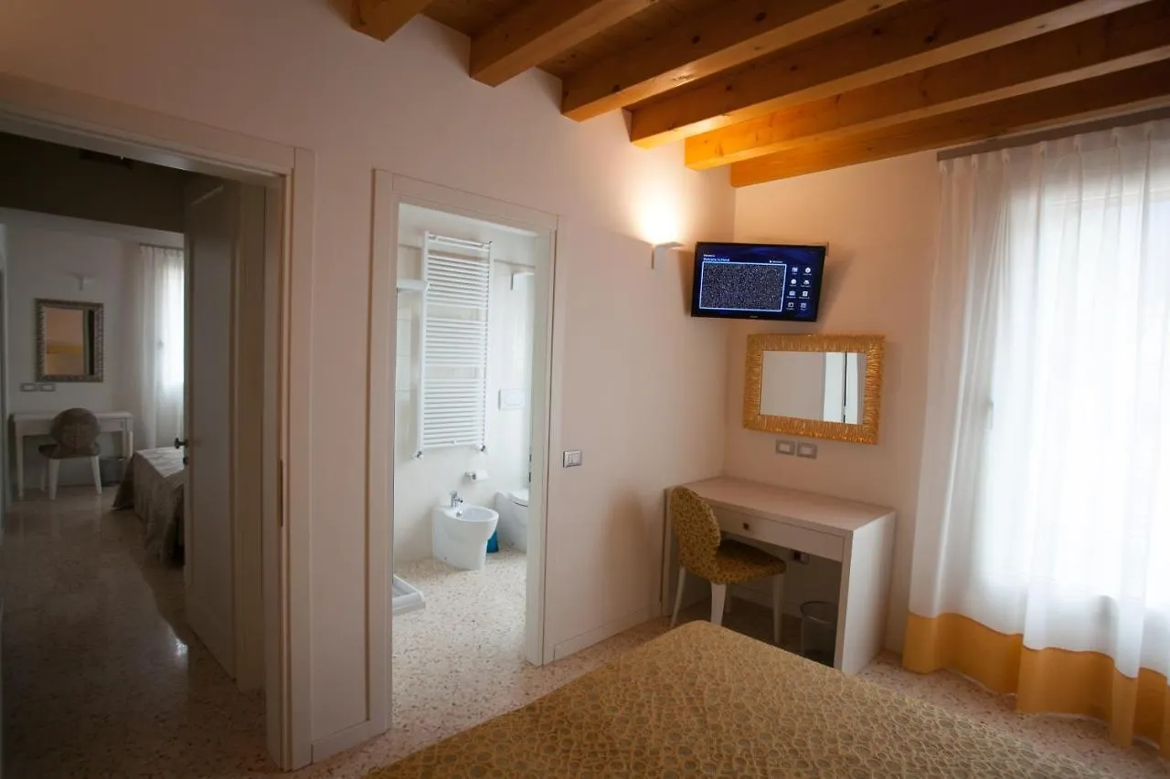 Meublé CA' RODI 3 Leoni Hotel Crespano del Grappa